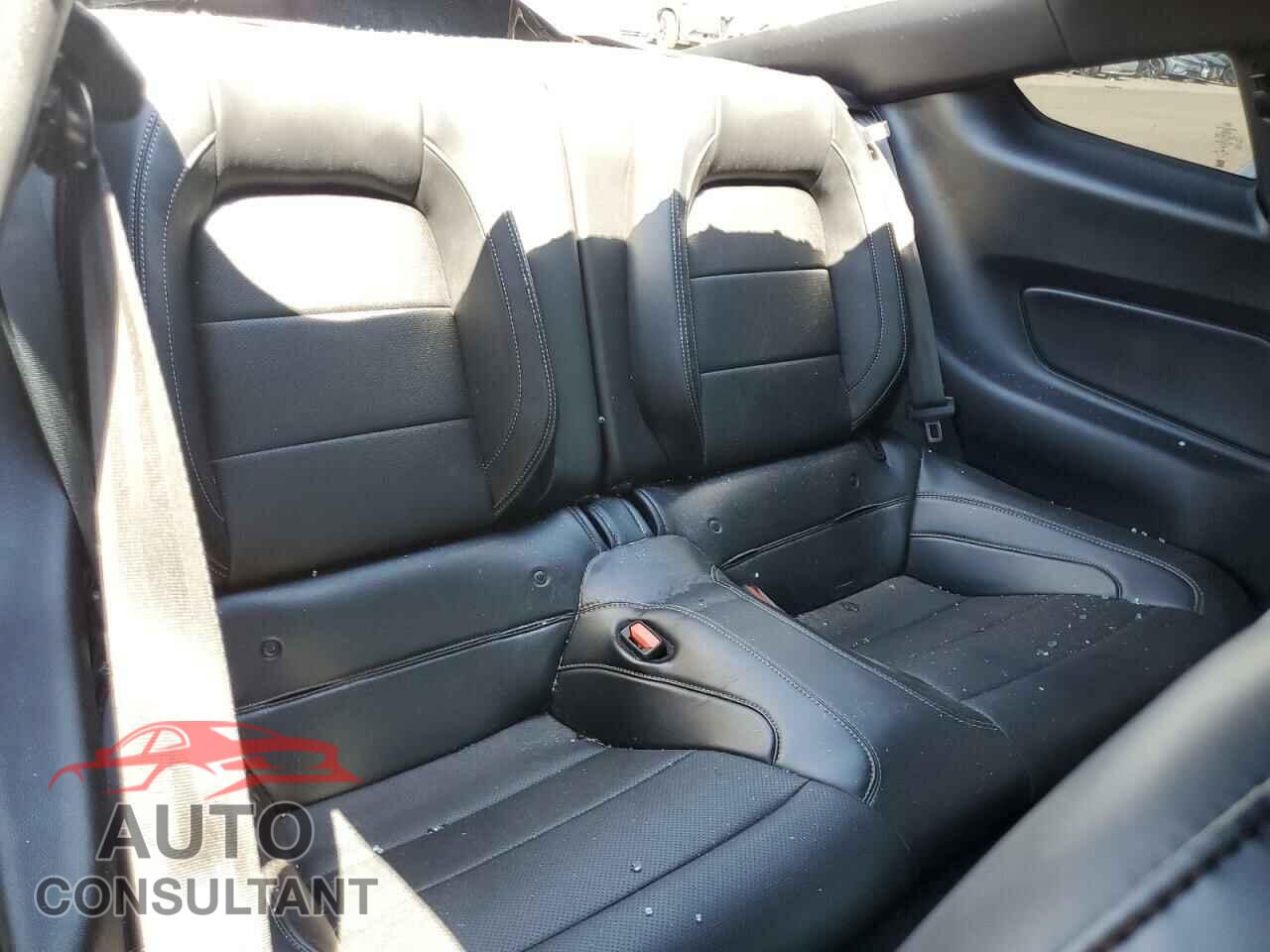 FORD MUSTANG 2021 - 1FA6P8CF1M5118058