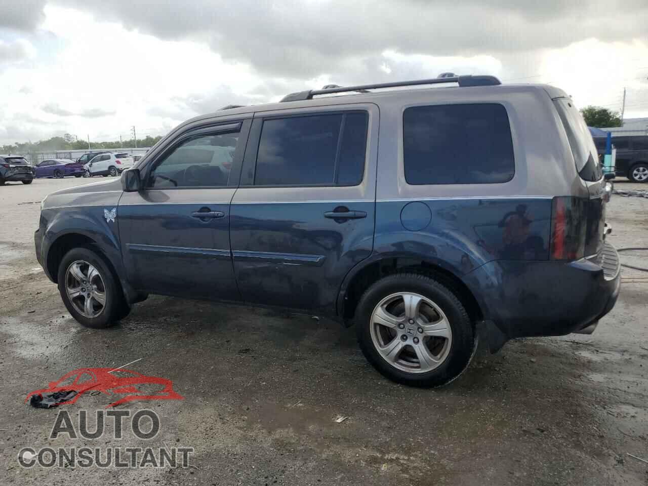 HONDA PILOT 2011 - 5FNYF3H52BB030754