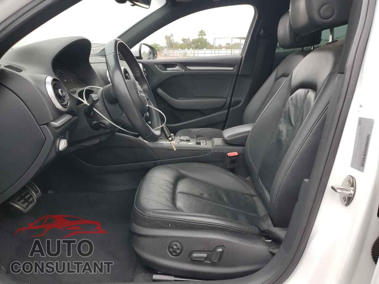 AUDI A3 2019 - WAUBEGFF8K1018206