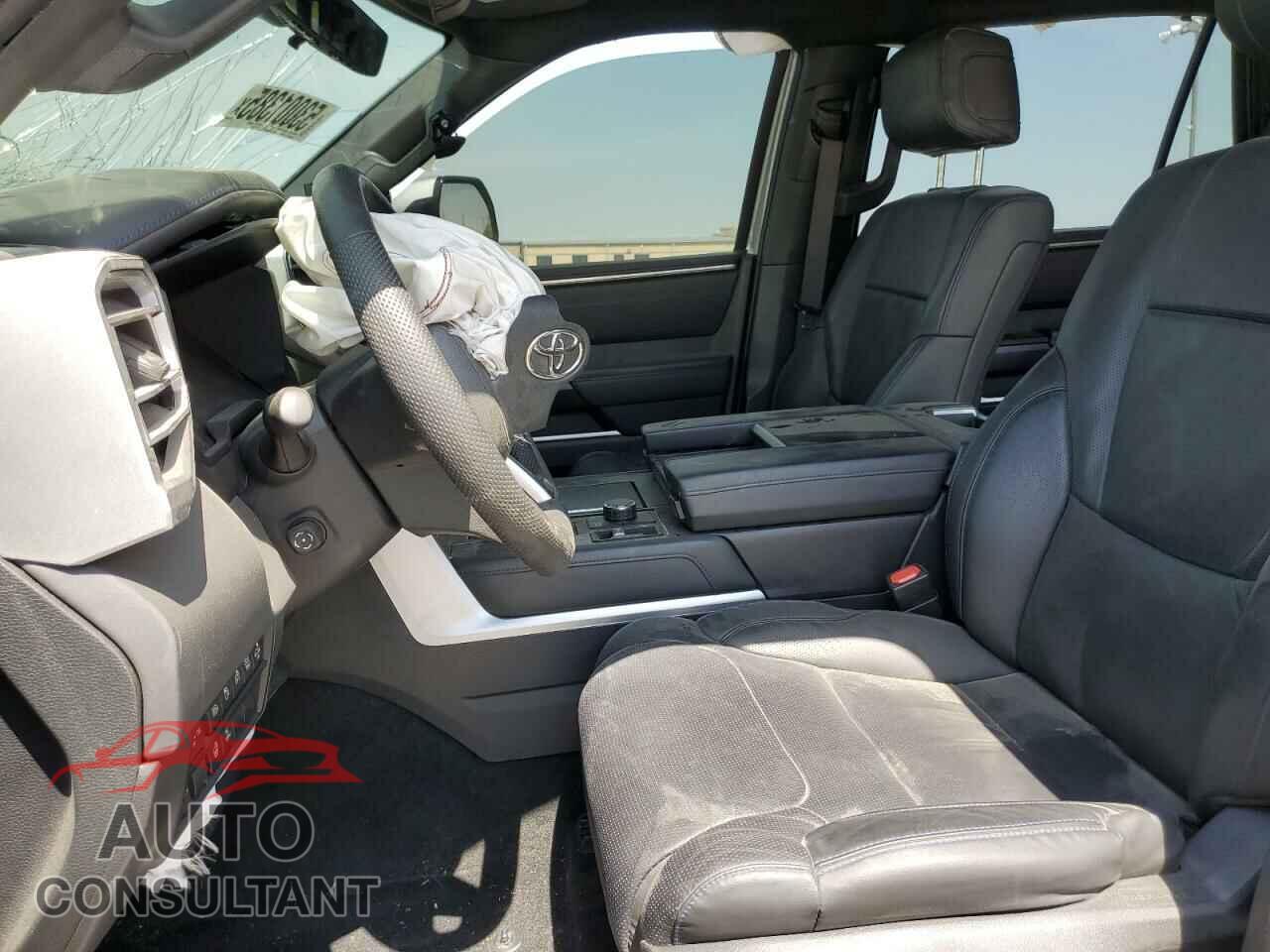 TOYOTA SEQUOIA 2024 - 7SVAAABA0RX022703