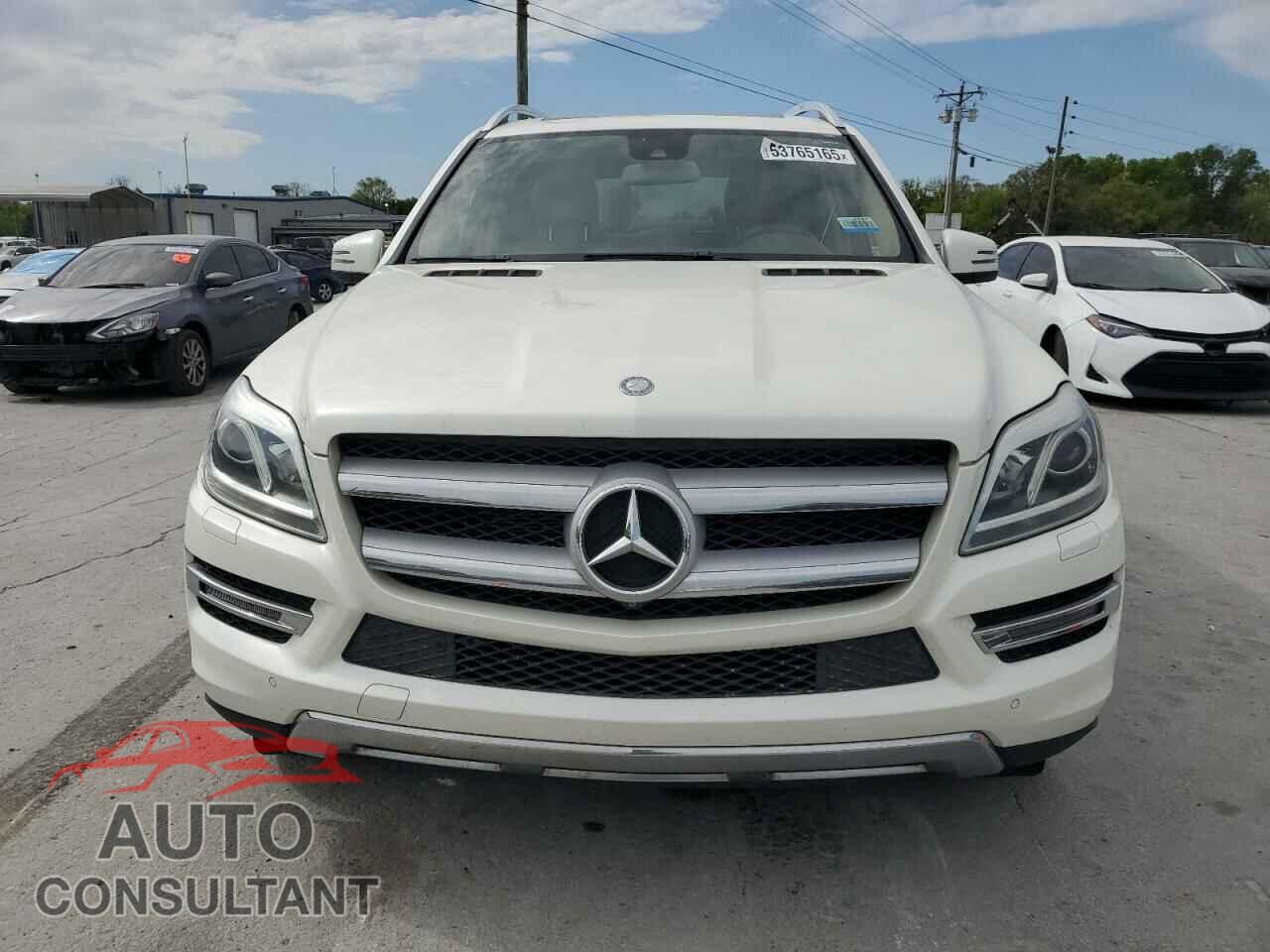 MERCEDES-BENZ GL-CLASS 2015 - 4JGDF6EE2FA562567
