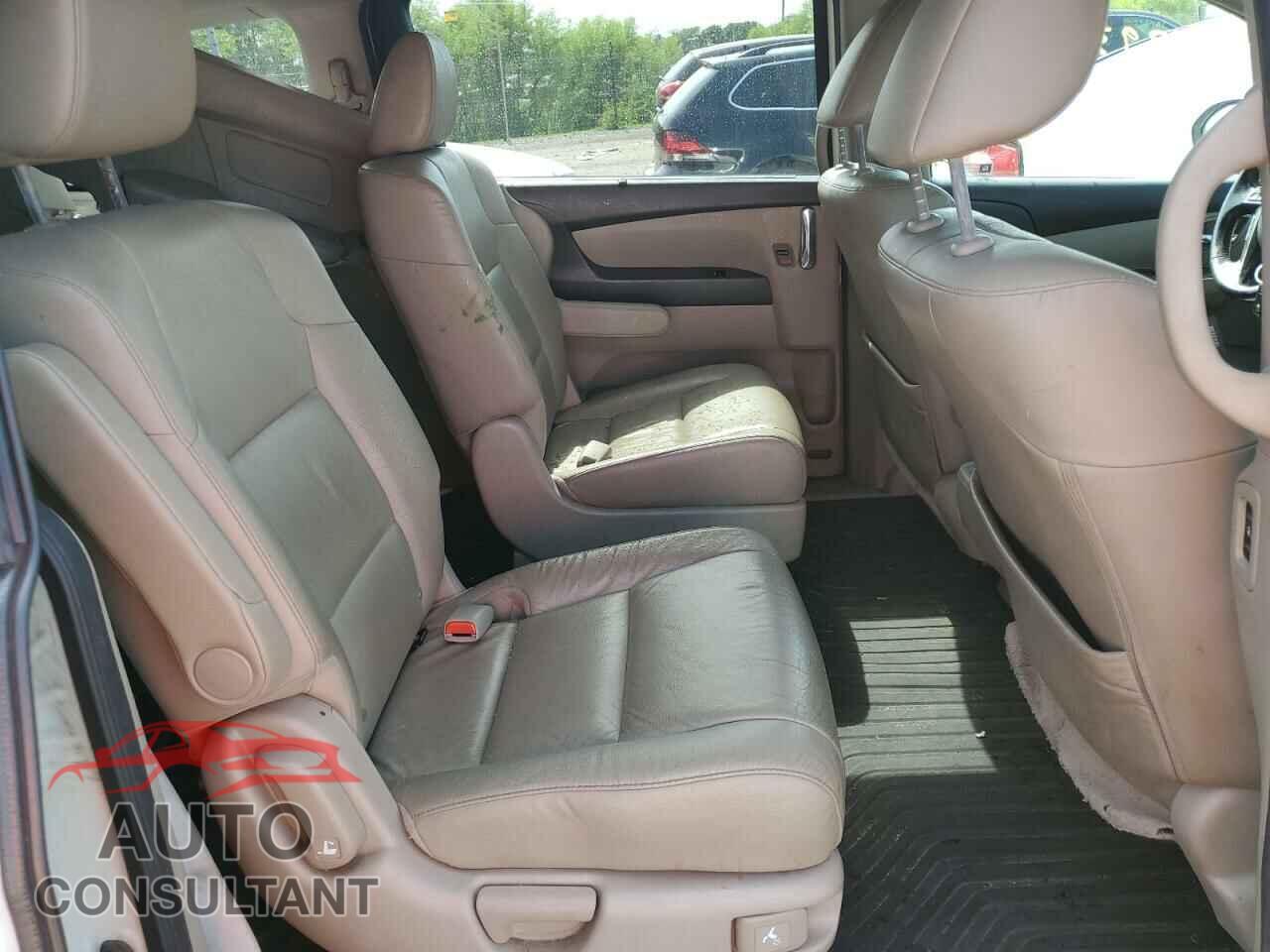 HONDA ODYSSEY 2016 - 5FNRL5H65GB141663
