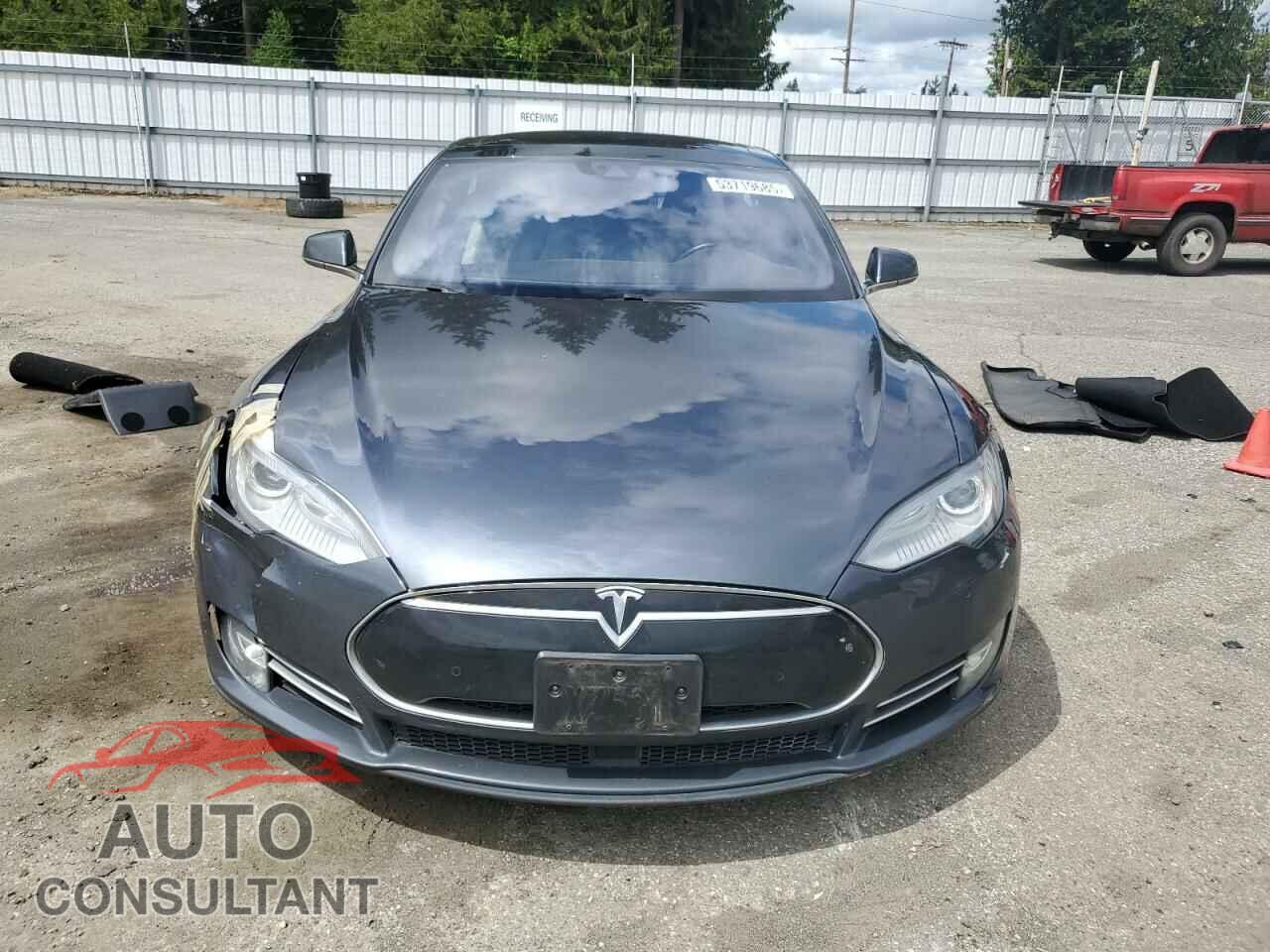 TESLA MODEL S 2015 - 5YJSA1E29FF116457