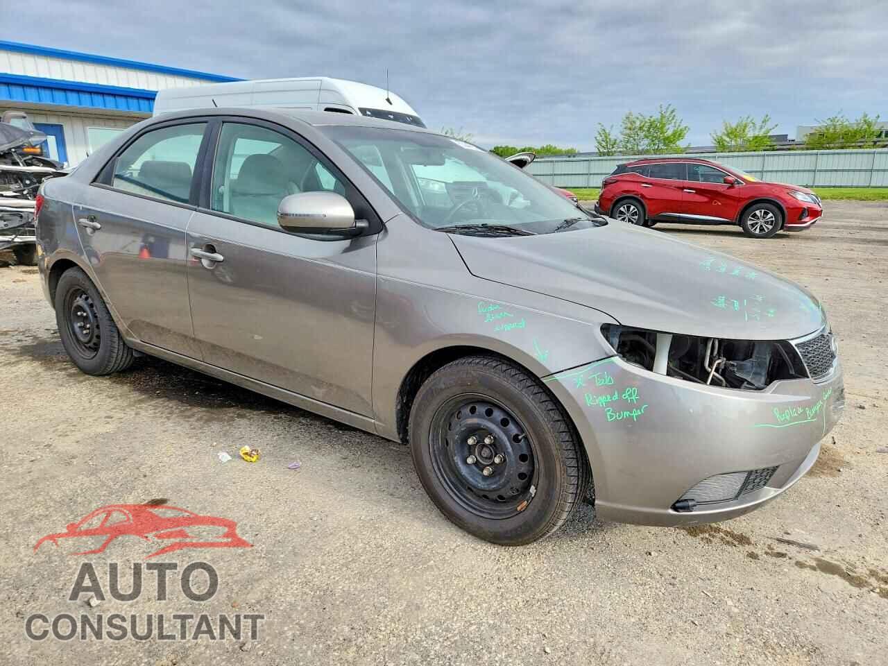 KIA FORTE 2011 - KNAFU4A28B5889879
