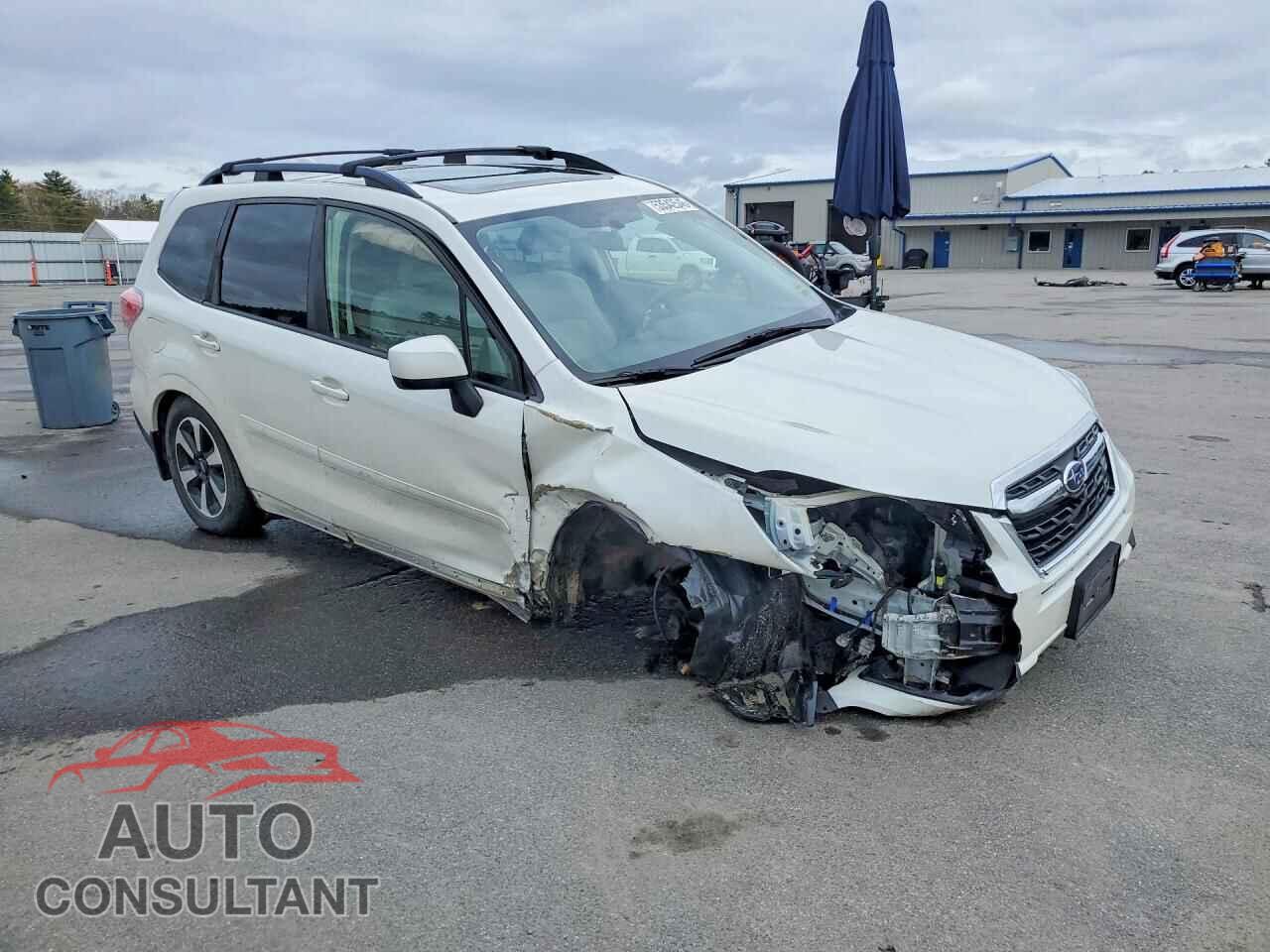 SUBARU FORESTER 2018 - JF2SJAEC0JG436470