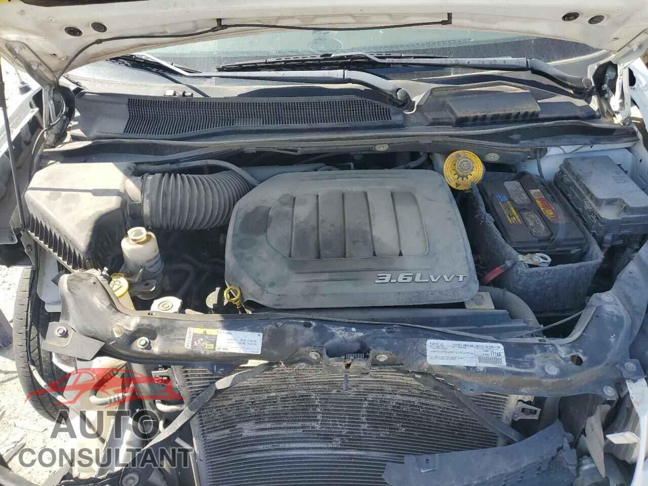 DODGE CARAVAN 2015 - 2C4RDGBG9FR705103