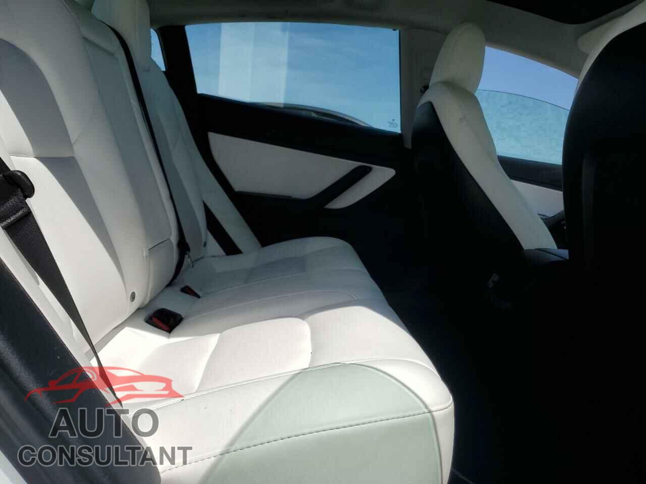 TESLA MODEL 3 2021 - 5YJ3E1EA8MF915627