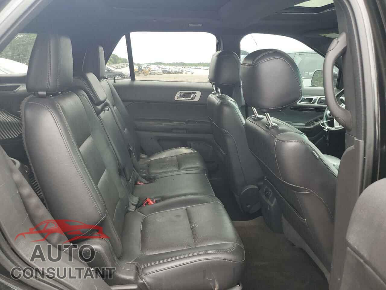 FORD EXPLORER 2015 - 1FM5K7F81FGA75257