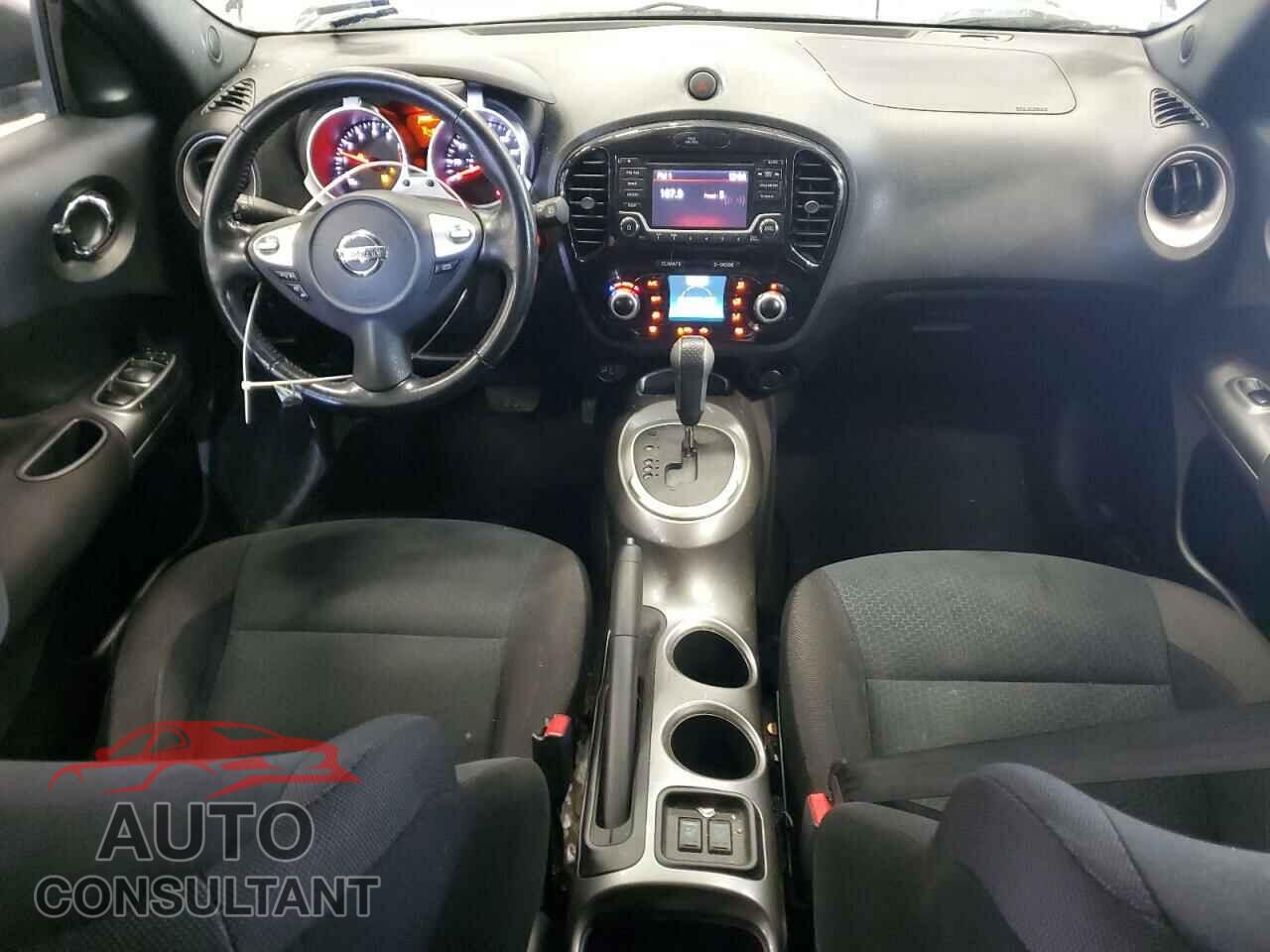 NISSAN JUKE 2017 - JN8AF5MR2HT704689