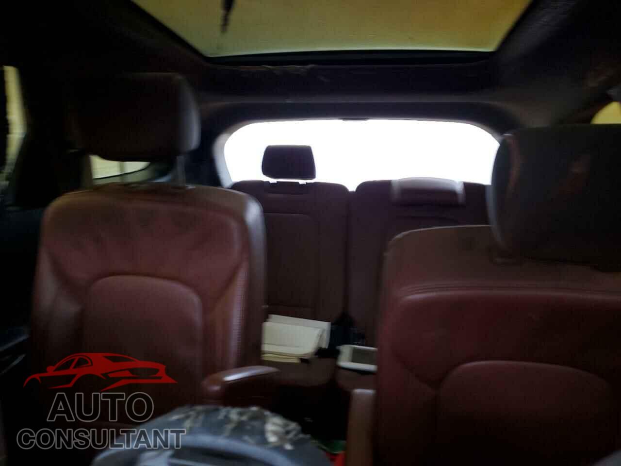HYUNDAI SANTA FE 2013 - KM8SR4HF2DU017620