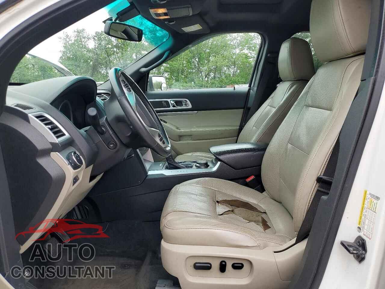 FORD EXPLORER 2011 - 1FMHK8F86BGA02298