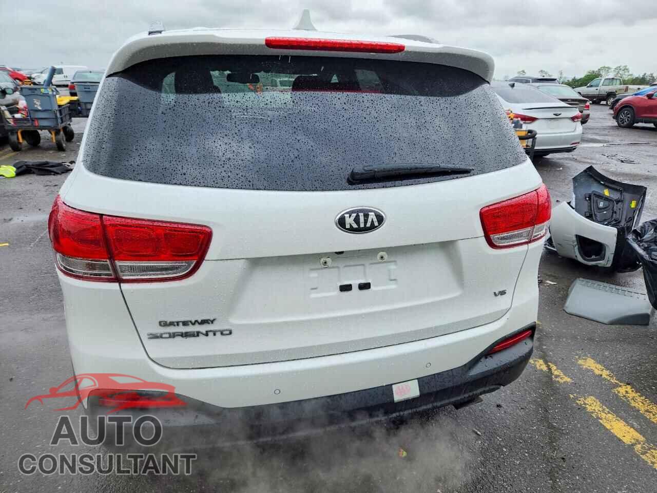 KIA SORENTO 2017 - 5XYPGDA54HG302425