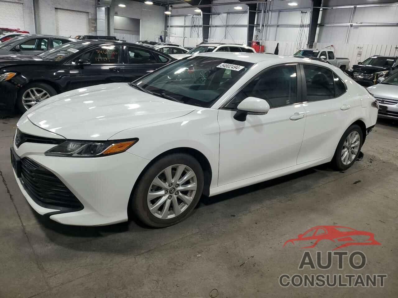 TOYOTA CAMRY 2018 - 4T1B11HK4JU522072