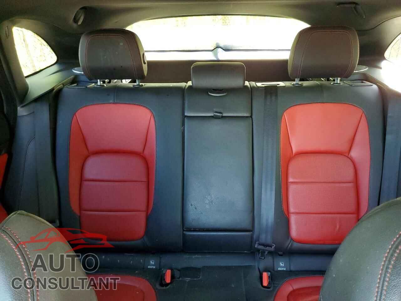 JAGUAR F-PACE 2017 - SADCL2BV5HA893365