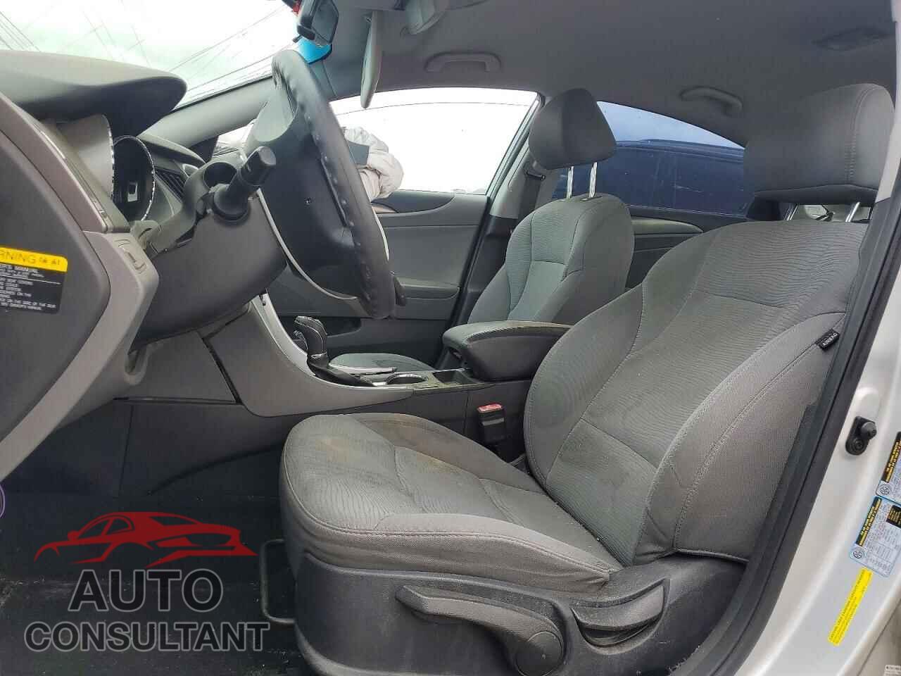 HYUNDAI SONATA 2014 - KMHEC4A41EA114902