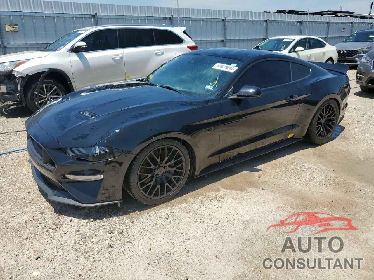 FORD MUSTANG 2020 - 1FA6P8CF9L5158497