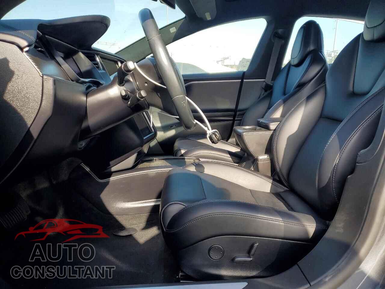 TESLA MODEL S 2018 - 5YJSA1E22JF273983