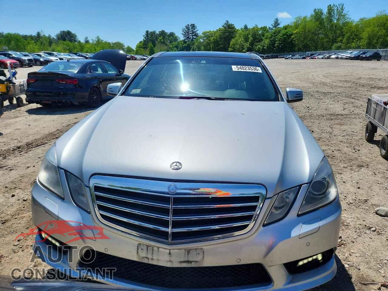 MERCEDES-BENZ E-CLASS 2011 - WDDHF8HB2BA352215