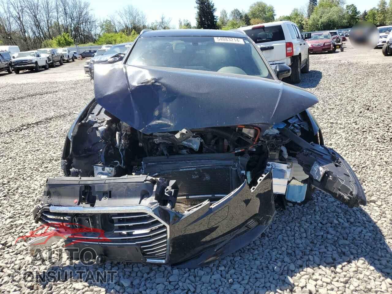 AUDI A3 2017 - WAUTPBFF4HA137879