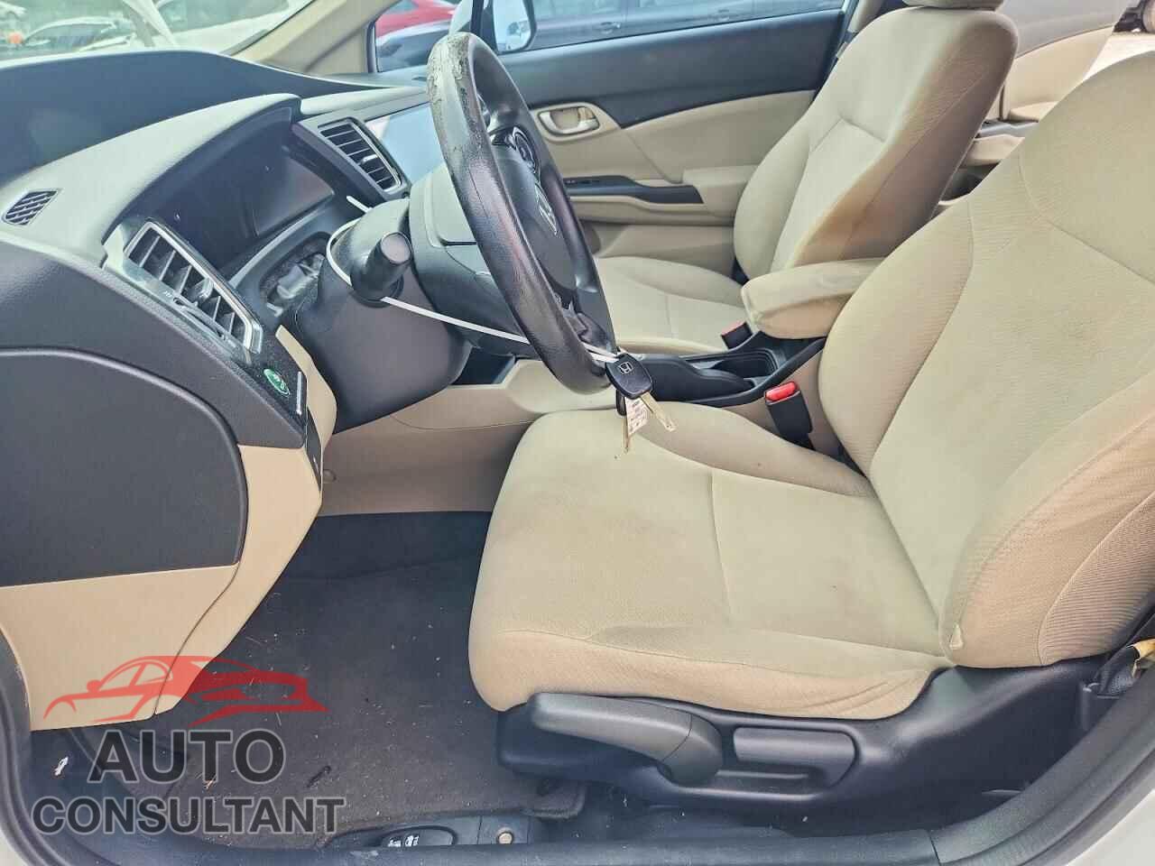 HONDA CIVIC 2013 - 19XFB2F55DE053146