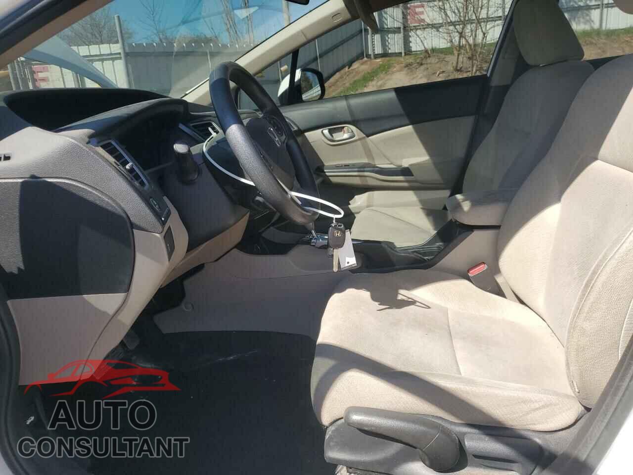 HONDA CIVIC 2013 - 2HGFB2F54DH556544