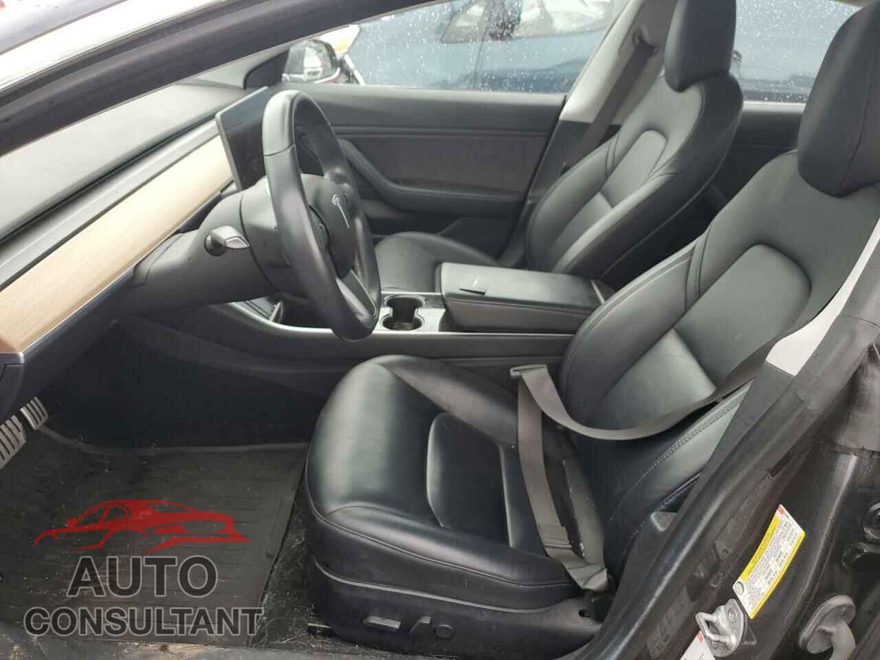 TESLA MODEL 3 2018 - 5YJ3E1EB4JF072921