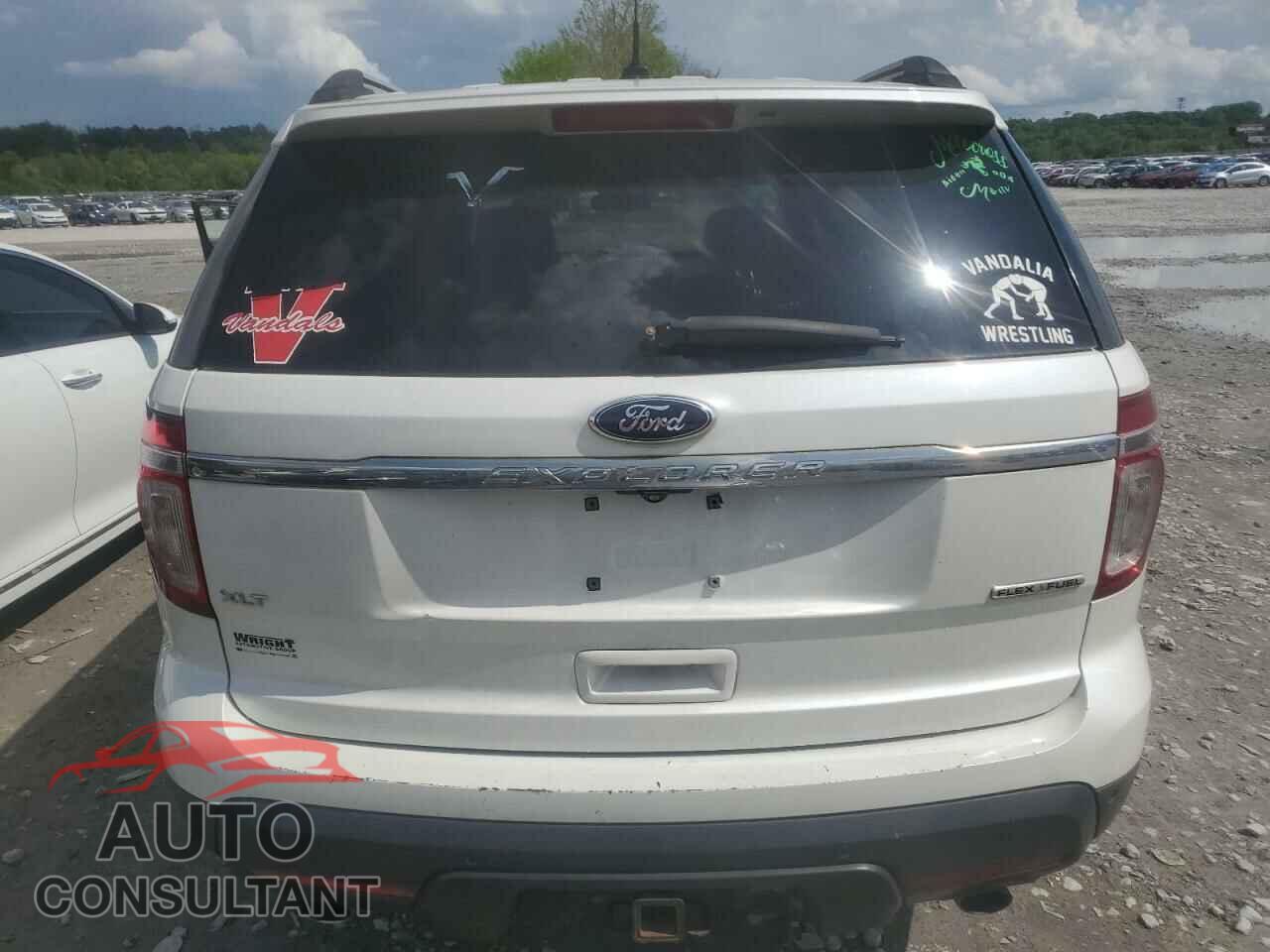 FORD EXPLORER 2014 - 1FM5K7D80EGA74182