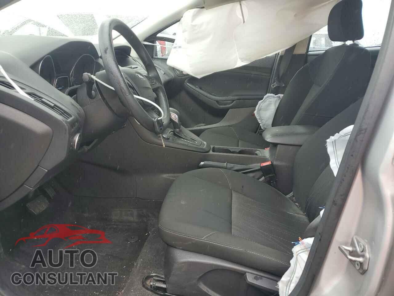 FORD FOCUS 2017 - 1FADP3FE2HL339988