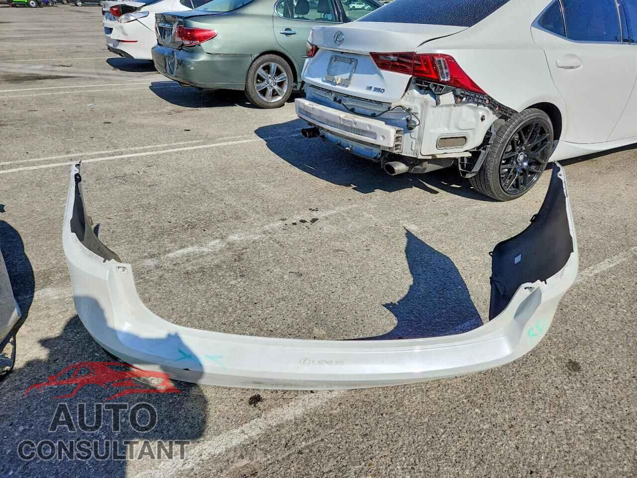LEXUS IS 2015 - JTHBF1D24F5081412