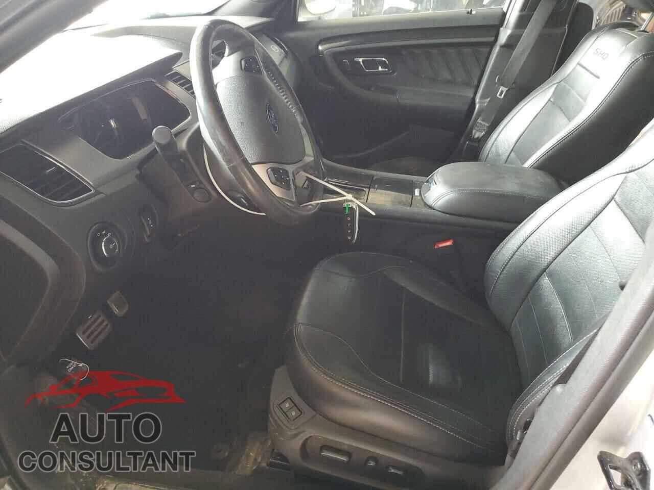 FORD TAURUS 2015 - 1FAHP2KT5FG174847