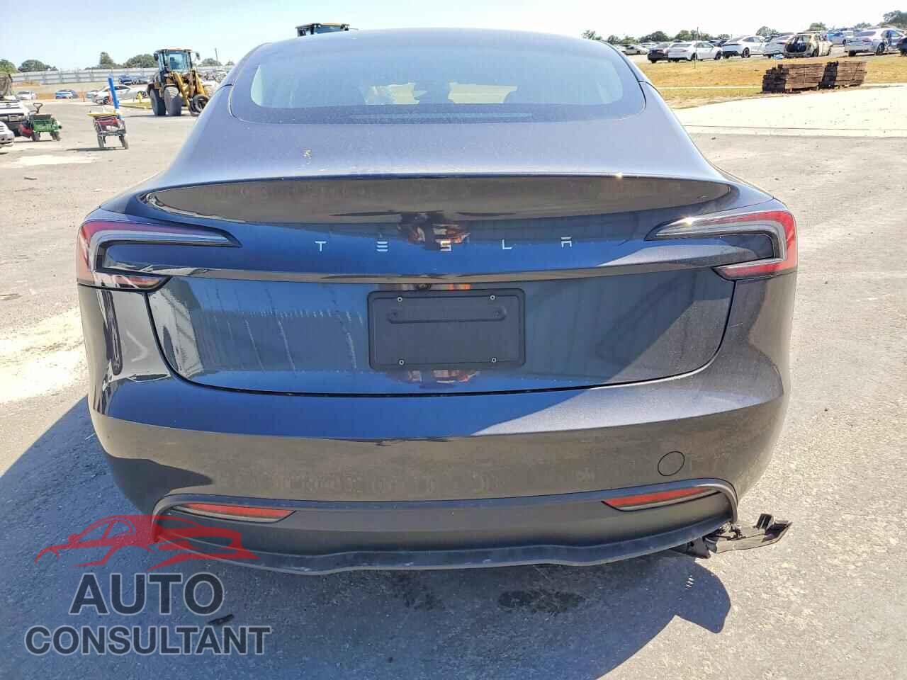 TESLA MODEL 3 2025 - 5YJ3E1EA1SF079236