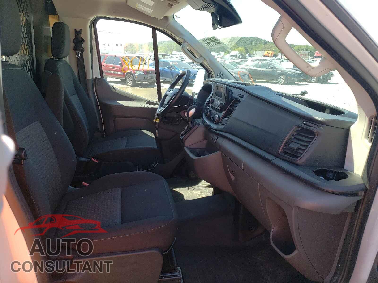 FORD TRANSIT CO 2020 - 1FTBR1Y86LKA71307