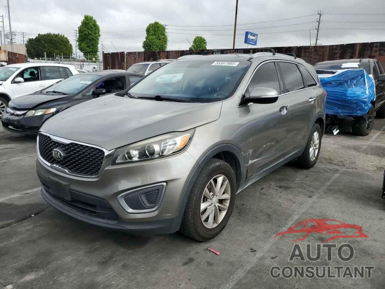 KIA SORENTO 2017 - 5XYPG4A30HG201333