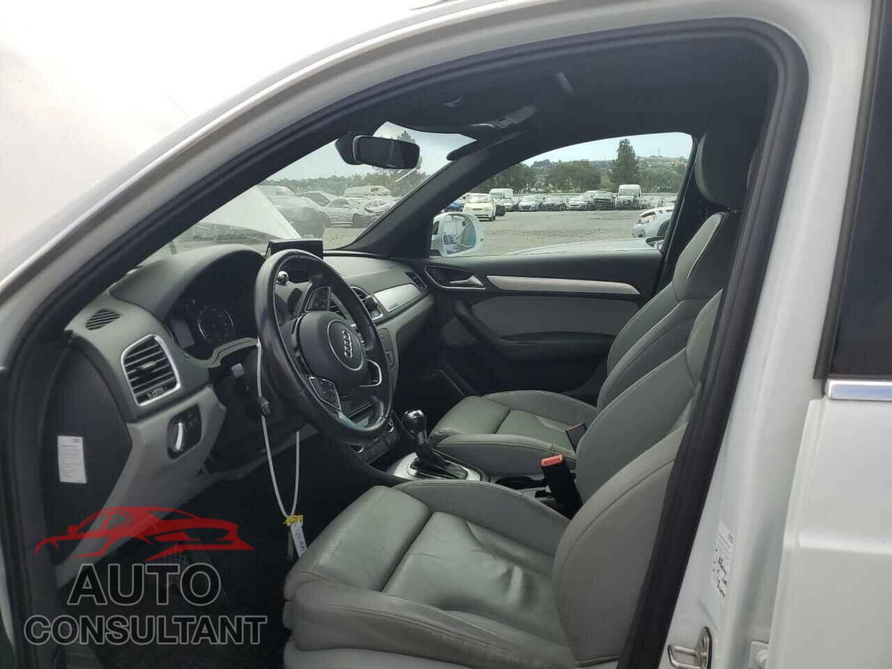 AUDI Q3 2016 - WA1GFCFSXGR004015