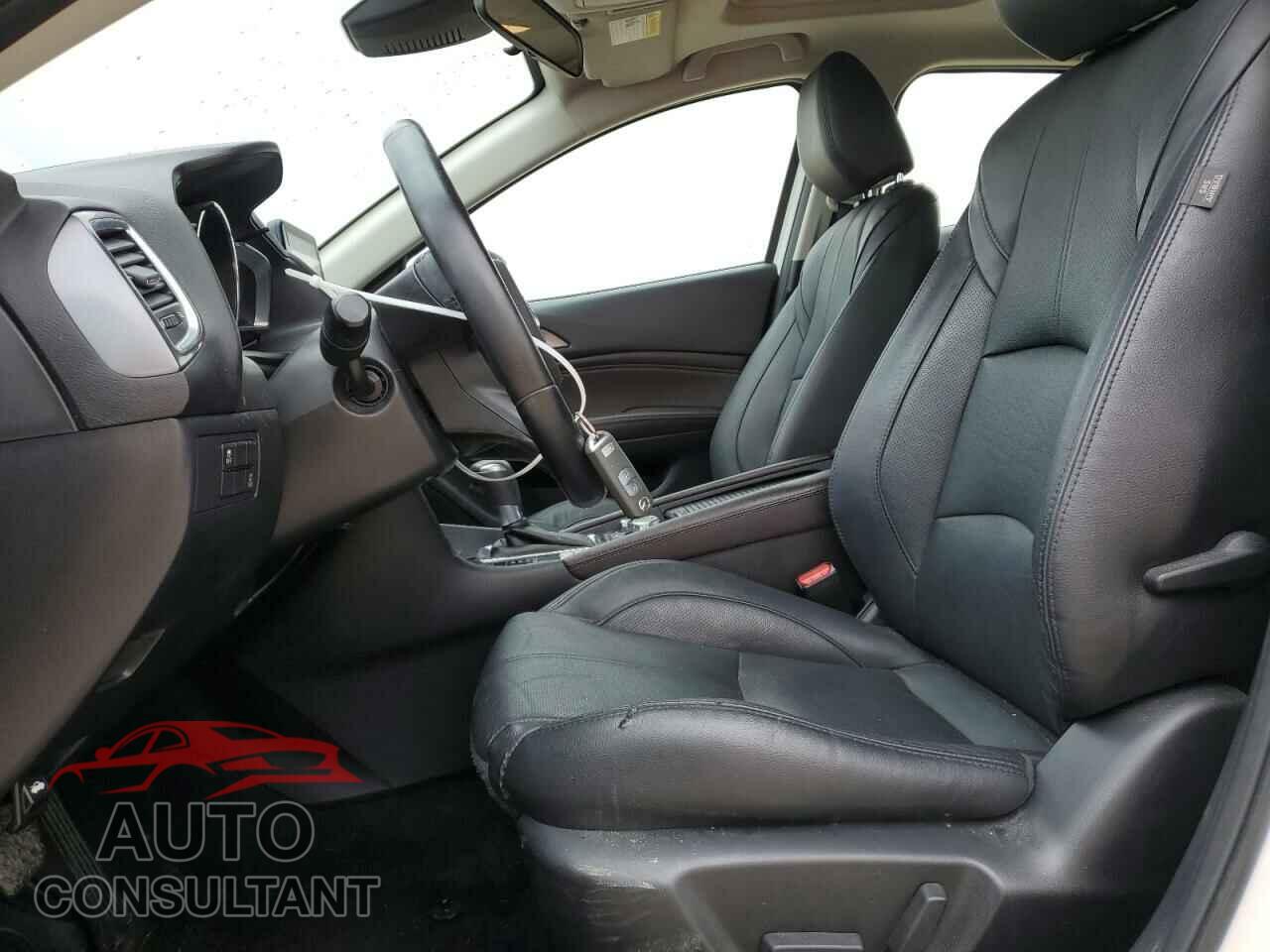 MAZDA 3 2017 - 3MZBN1M39HM150747