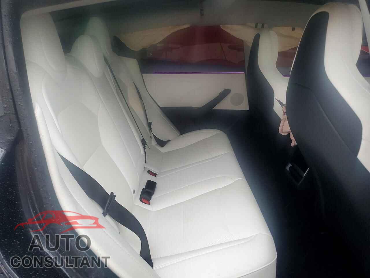 TESLA MODEL 3 2026 - 5YJ3E1ETXTF148749