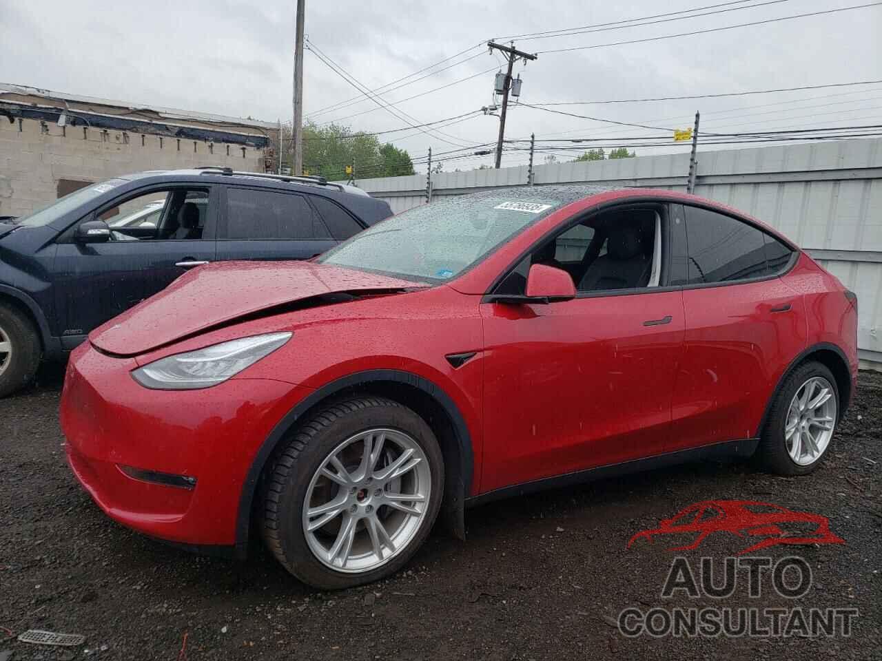 TESLA MODEL Y 2021 - 5YJYGAEE6MF286601