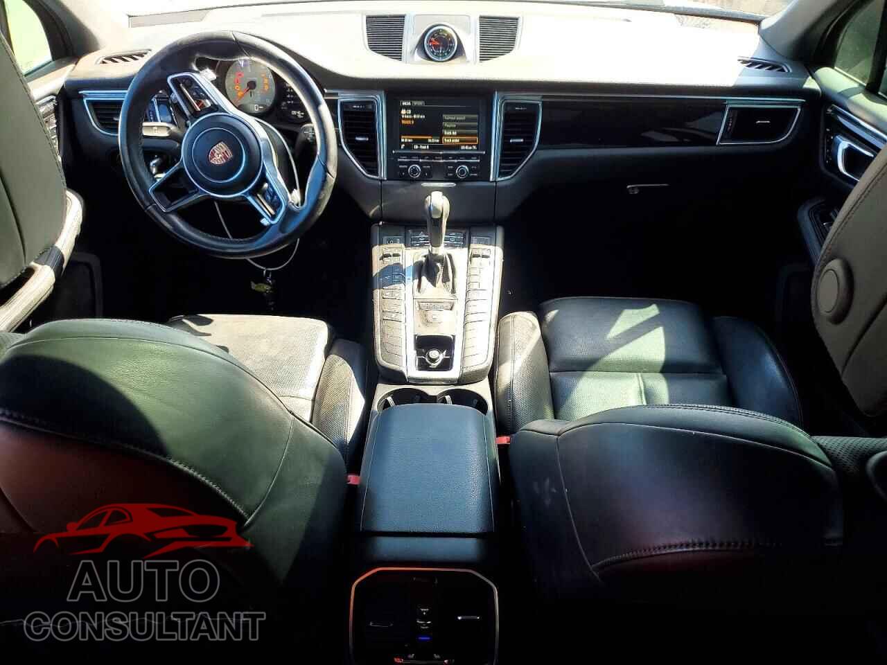 PORSCHE MACAN 2016 - WP1AB2A56GLB41165