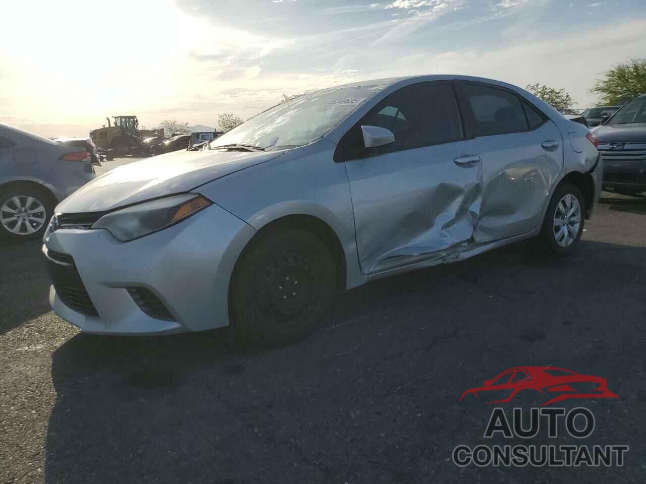TOYOTA COROLLA 2015 - 5YFBURHE5FP235235