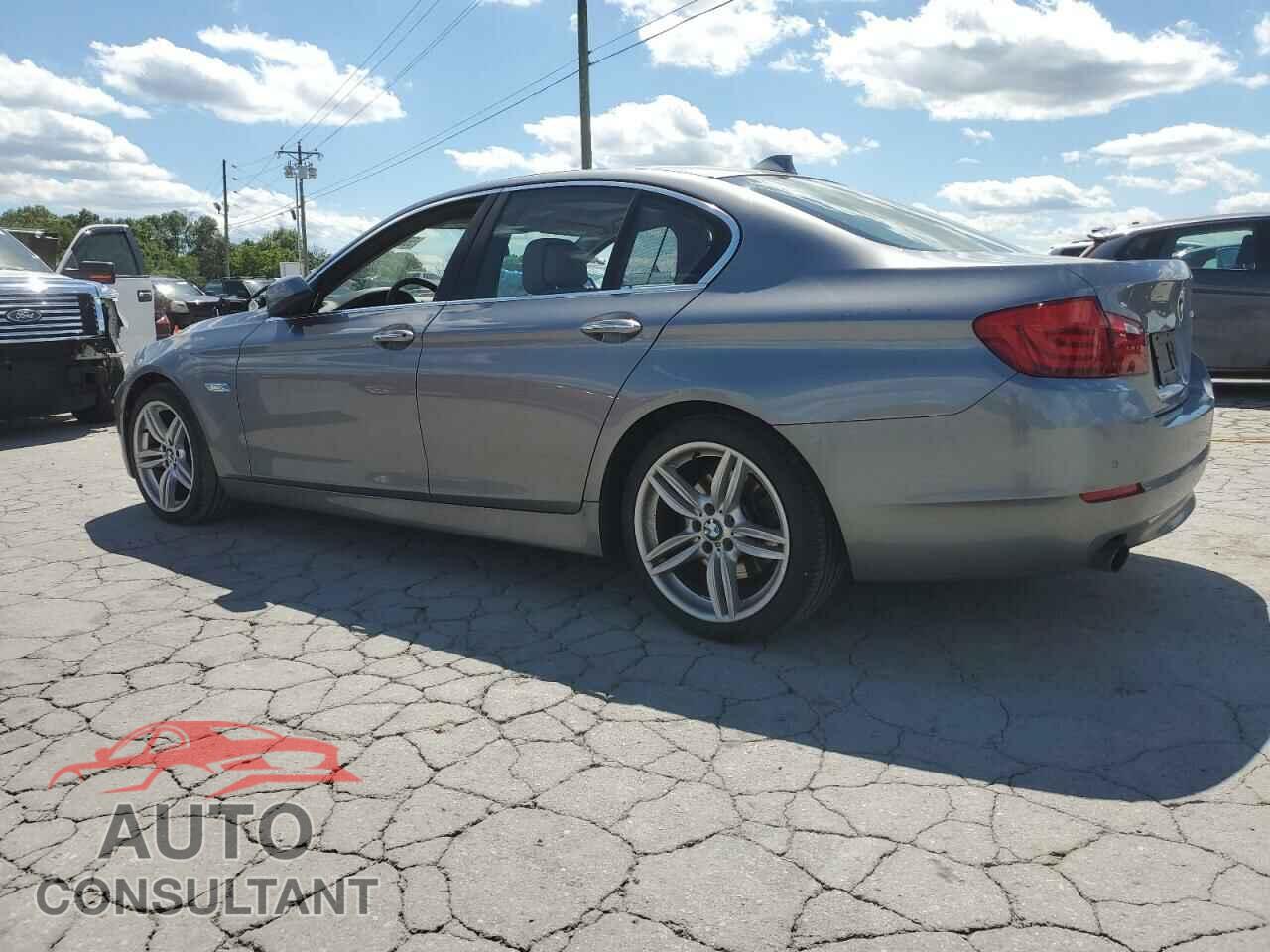 BMW 5 SERIES 2013 - WBAFR7C58DC821140