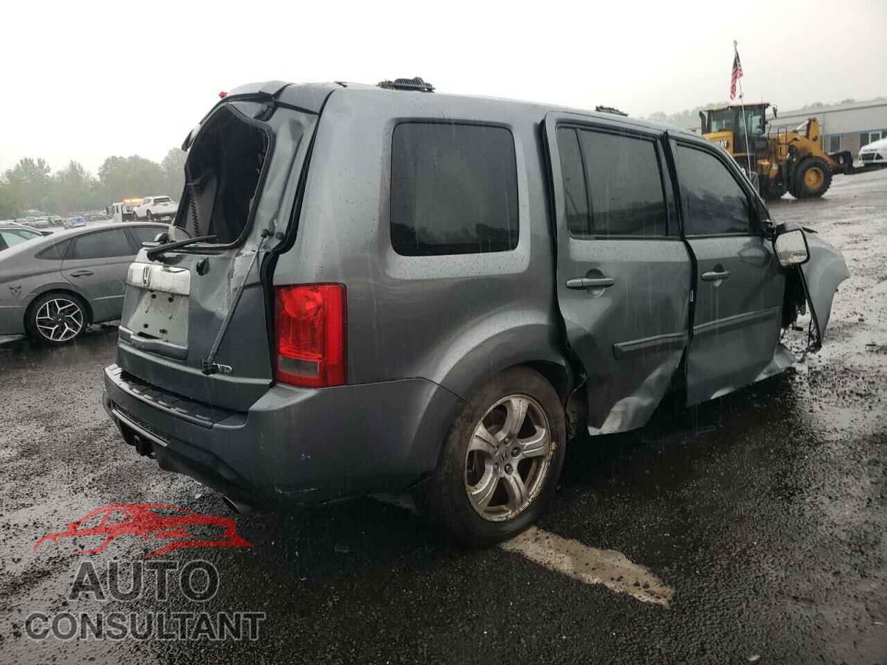 HONDA PILOT 2013 - 5FNYF4H53DB072245
