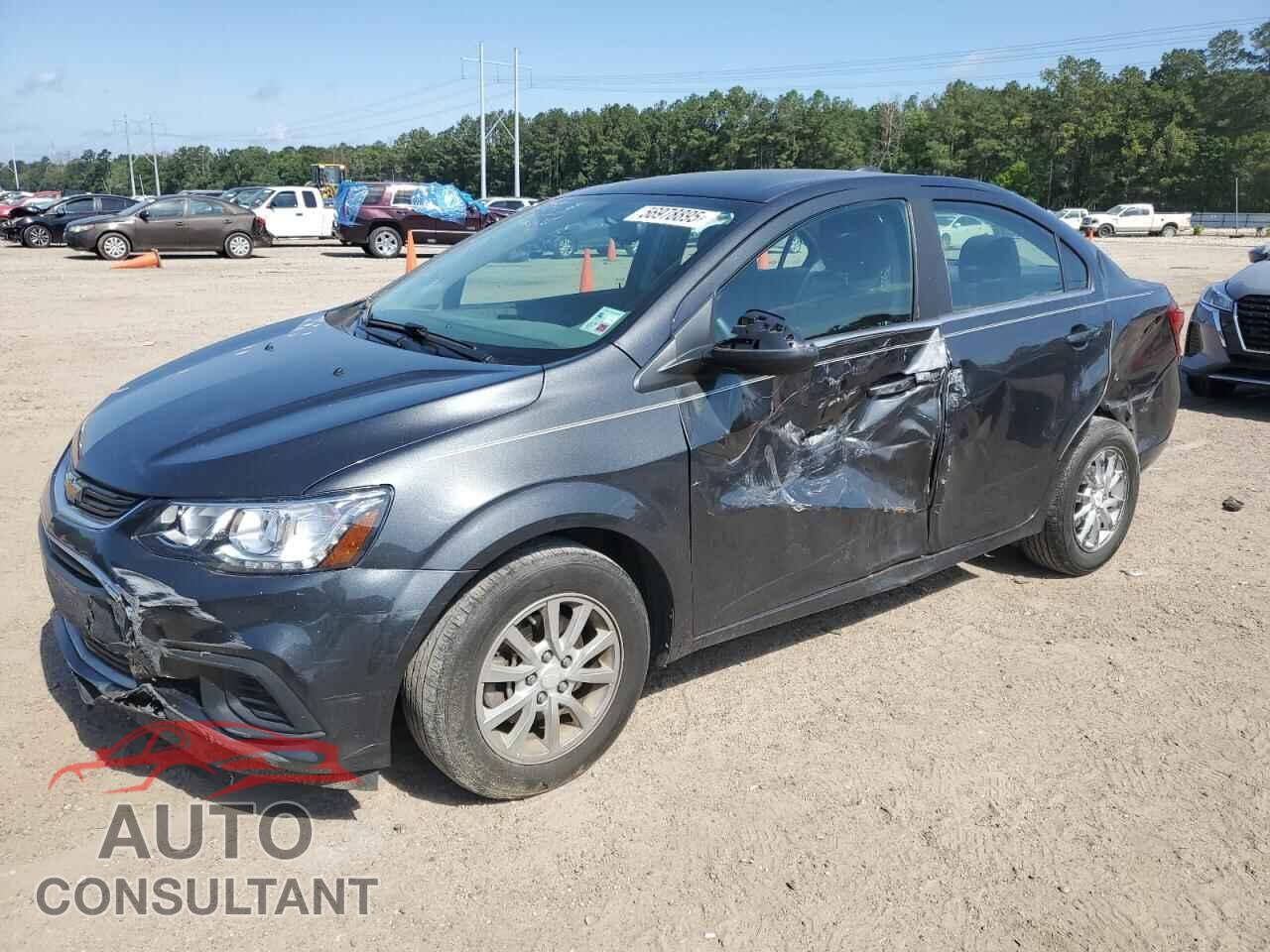 CHEVROLET SONIC 2017 - 1G1JD5SH5H4132225