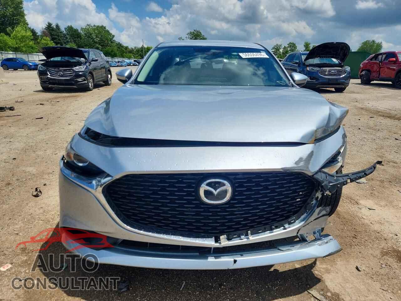 MAZDA 3 2020 - 3MZBPABL2LM124738