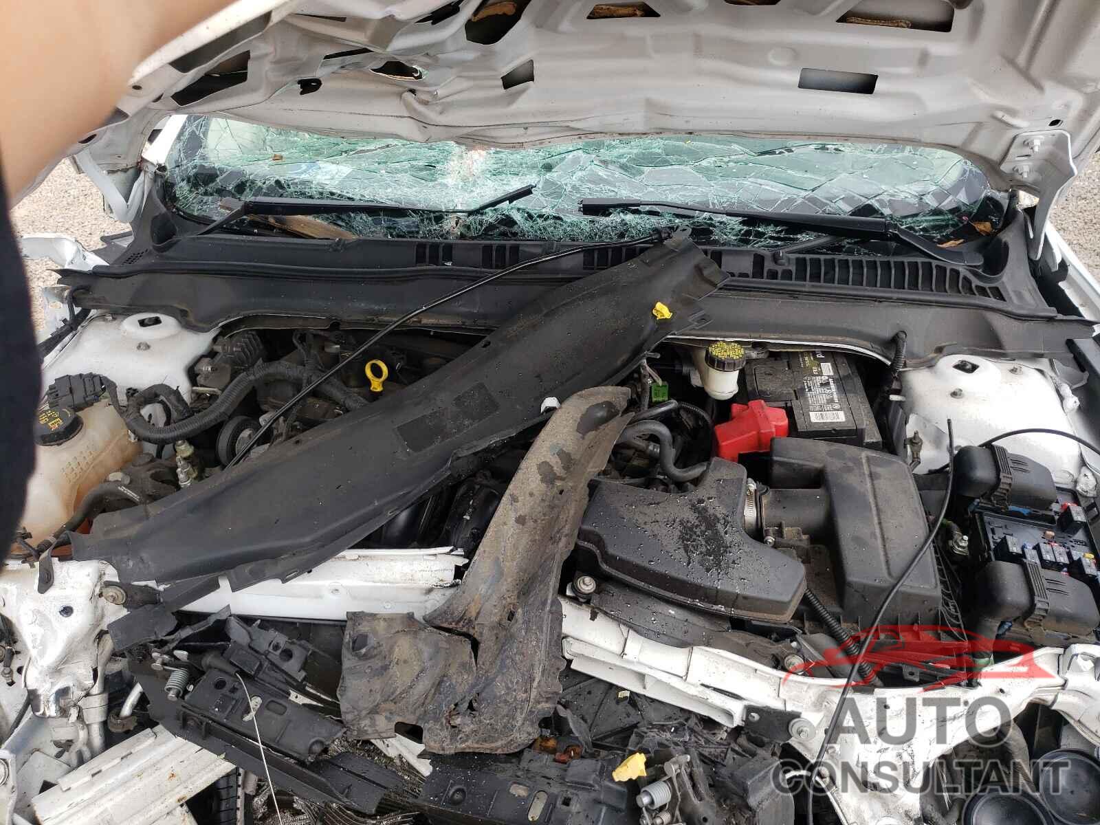 FORD FUSION 2018 - 3FA6P0H74JR156766