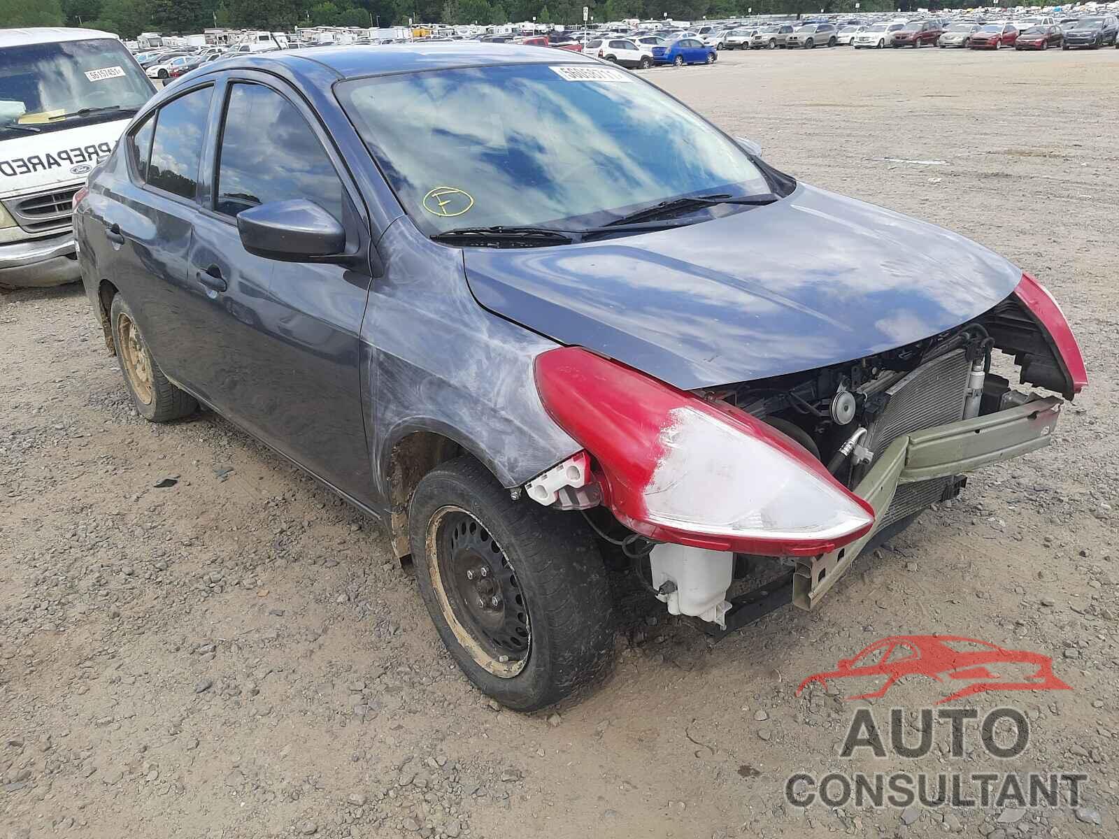 NISSAN VERSA 2018 - 3N1CN7AP9JL806638