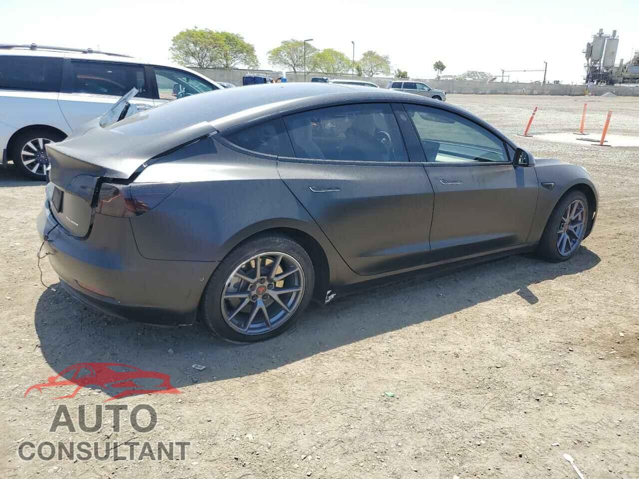 TESLA MODEL 3 2021 - 5YJ3E1EB5MF066940