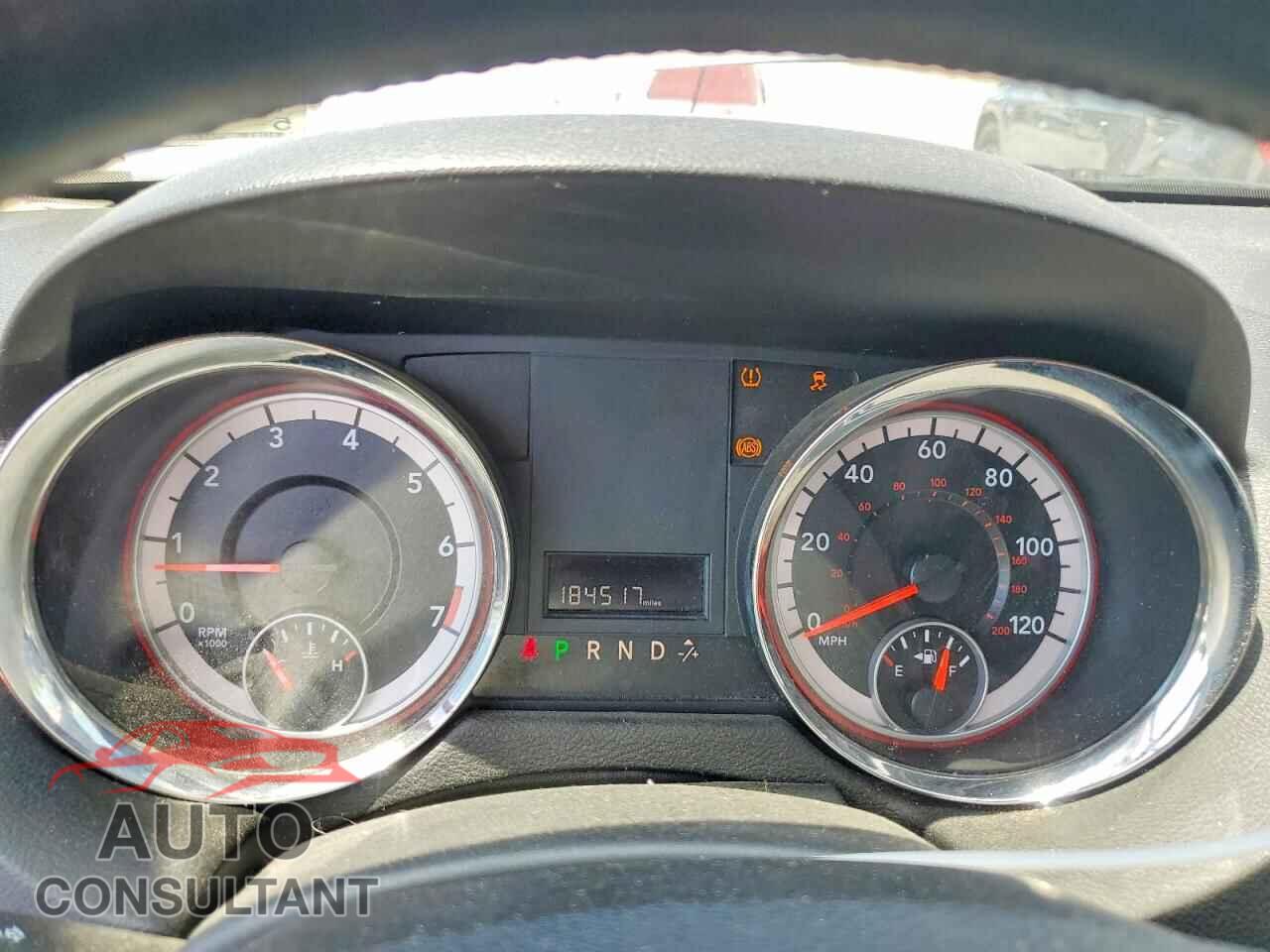 DODGE CARAVAN 2013 - 2C4RDGCG0DR628567