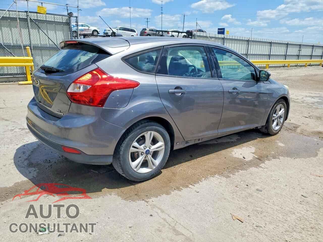 FORD FOCUS 2014 - 1FADP3K22EL410775