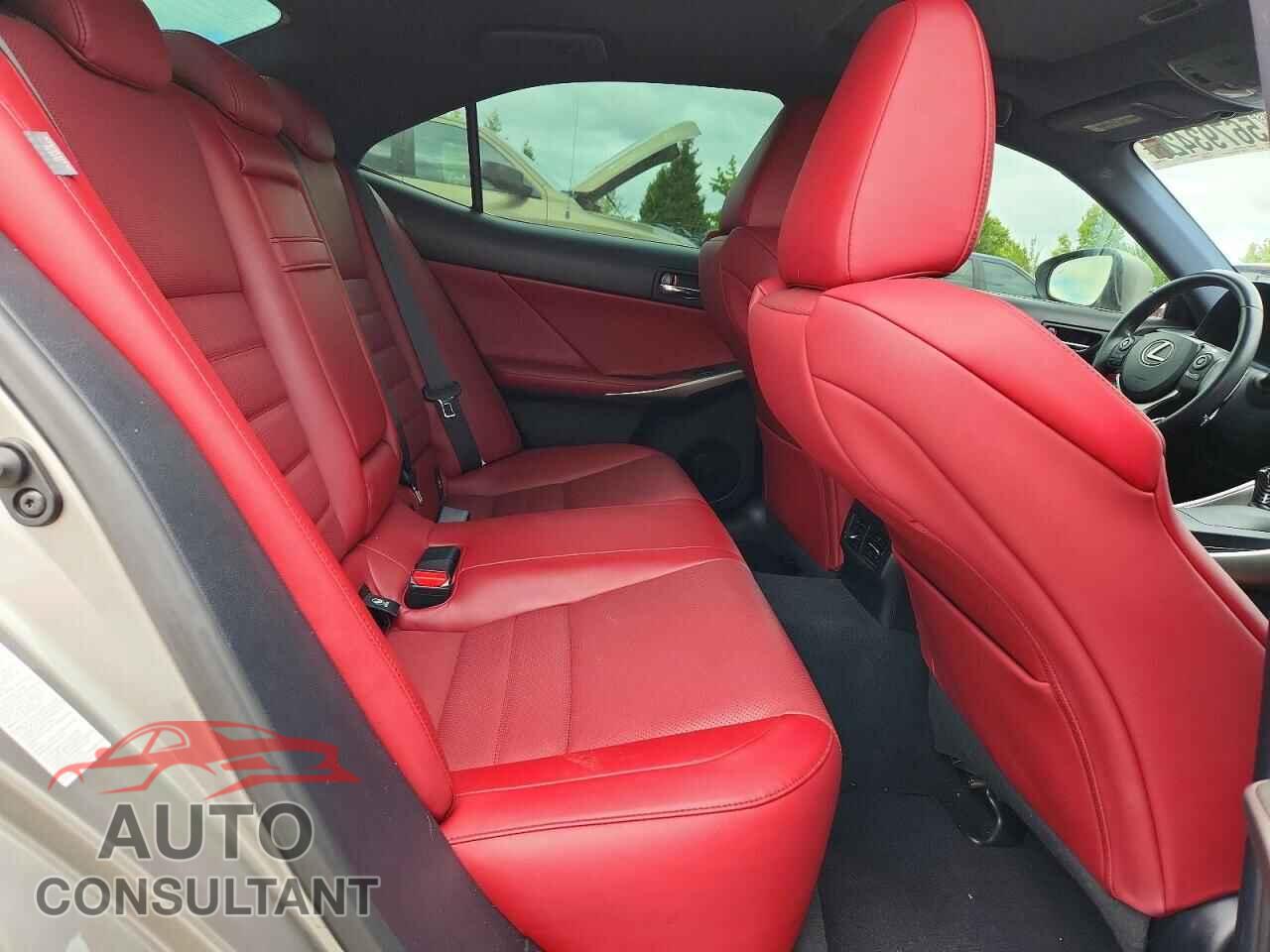 LEXUS IS 2015 - JTHBE1D25F5020346