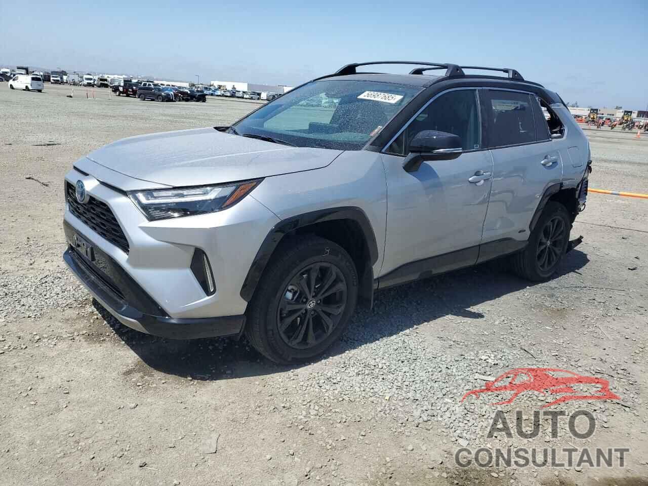 TOYOTA RAV4 2024 - 2T3E6RFV4RW072355